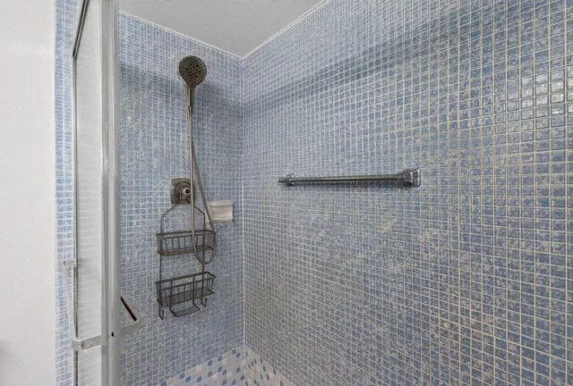 Residence photo 42
