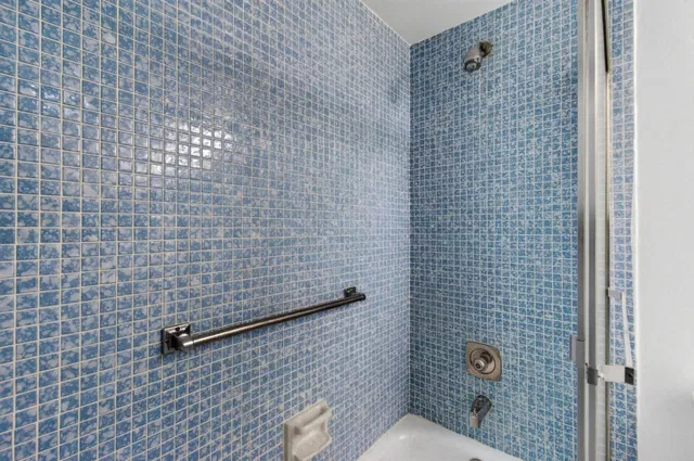 Residence photo 46