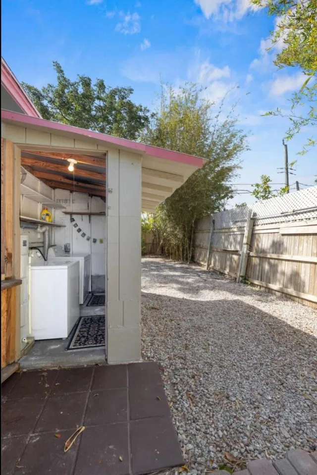 Residence photo 17