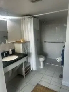 Unit 6311 photo 2