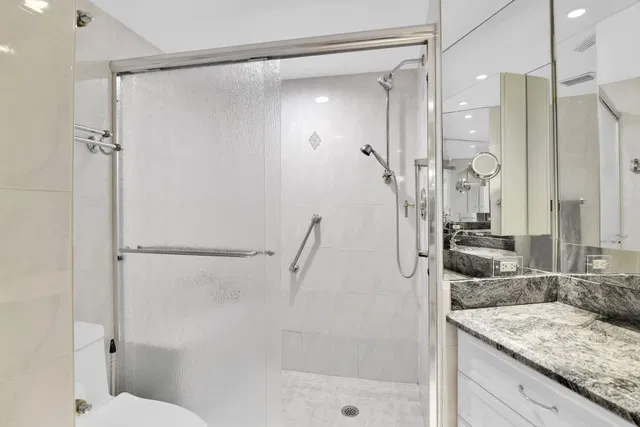 500 S Ocean Boca Unit 1108 photo 27