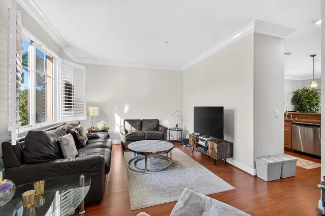 Residence photo 16