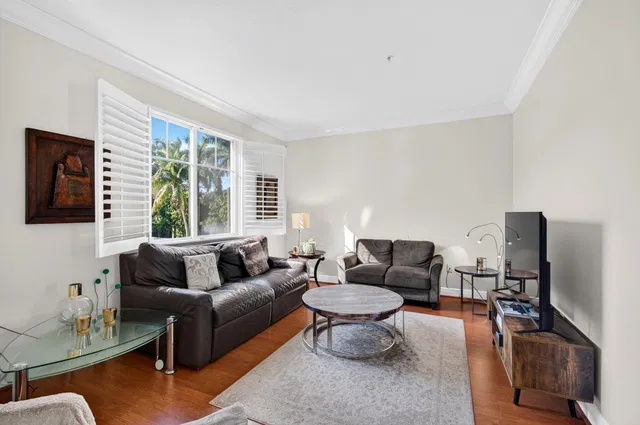 Residence photo 18