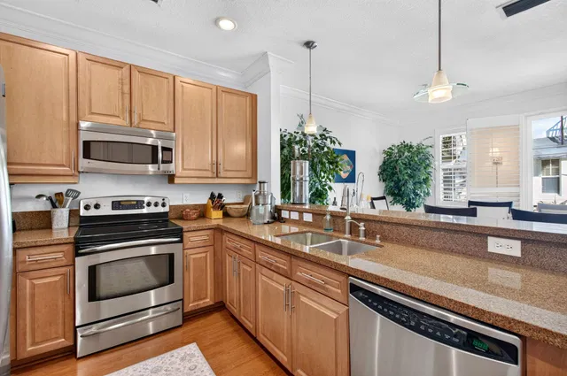 Residence photo 34