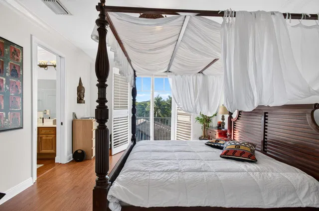 Residence photo 50