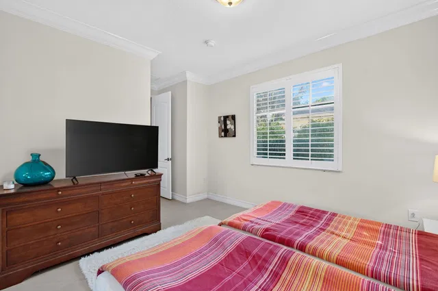Residence photo 78