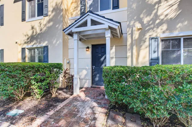 Residence photo 85