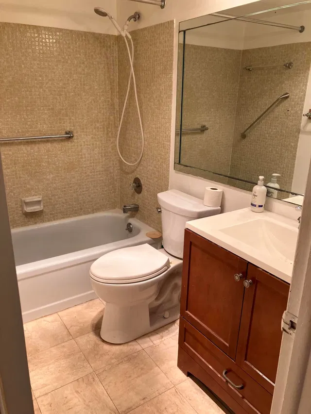  Residence photo 8