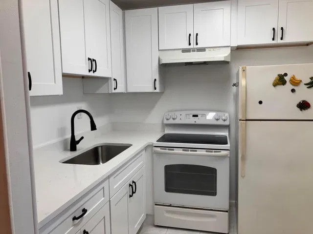  Residence photo 9