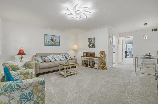 Unit 205 photo 8