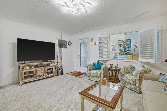 Unit 205 photo 12