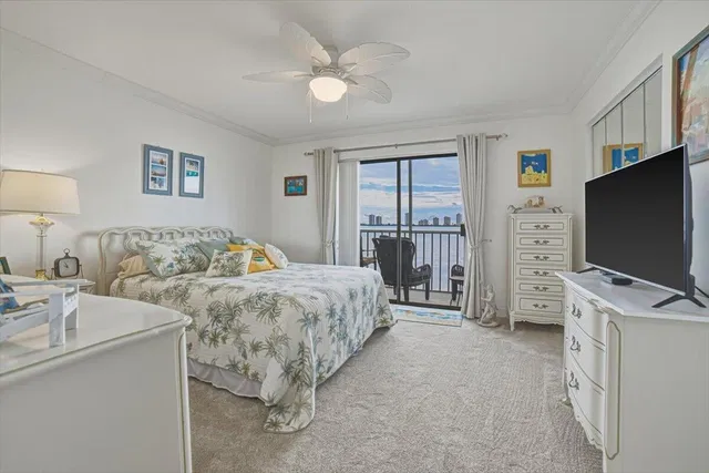 Unit 205 photo 20
