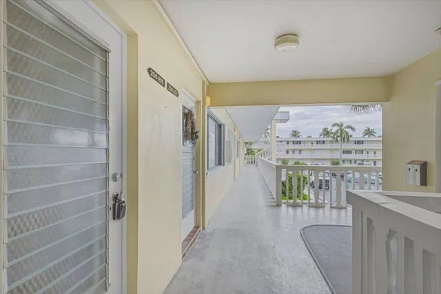 Unit 205 photo 28