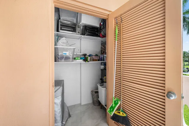 Unit 206 photo 25
