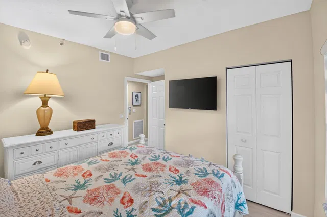 Unit 104 photo 30