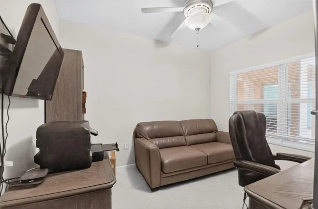 Unit 104 photo 32