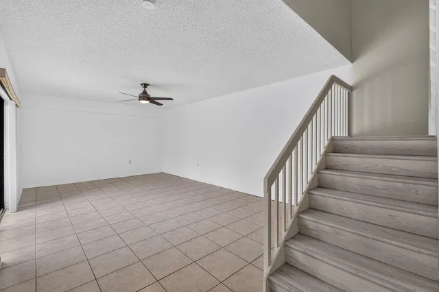 Residence photo 11