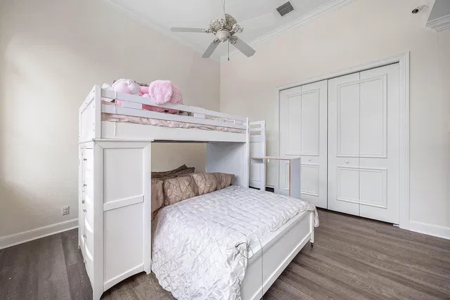 Residence photo 48