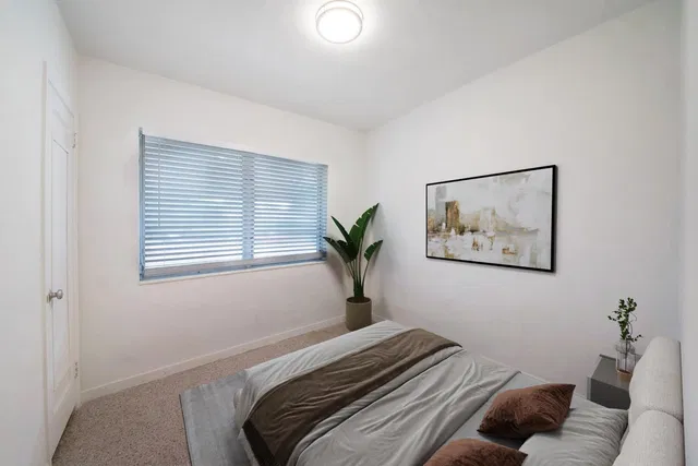 Residence photo 9