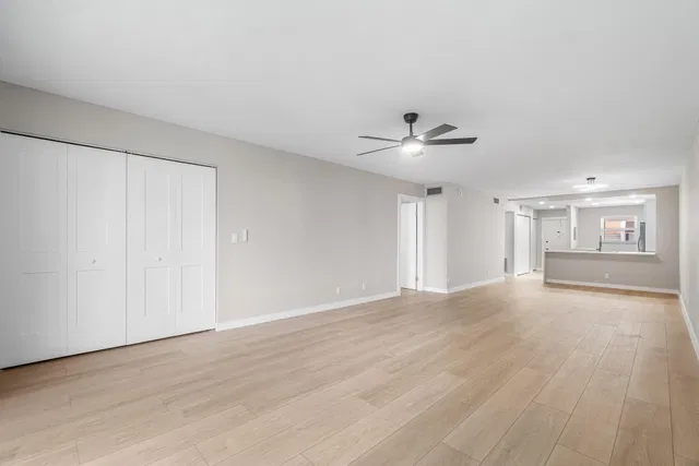  Unit 2020 photo 10
