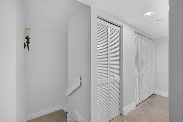 Residence photo 30