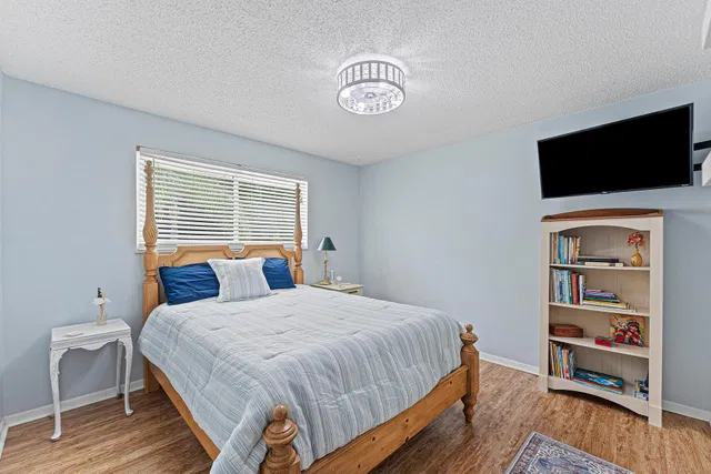  Residence photo 25