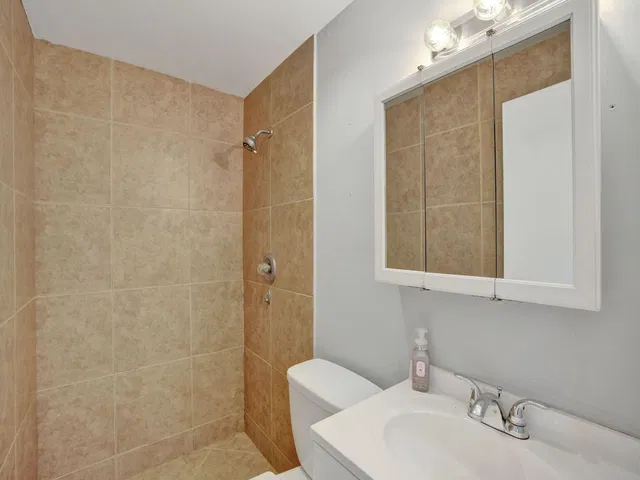 Residence photo 15