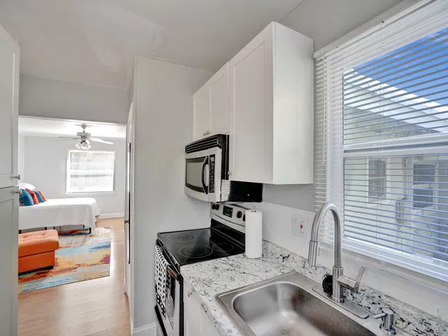 Residence photo 23