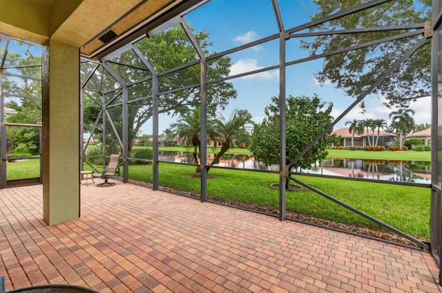 Residence photo 6
