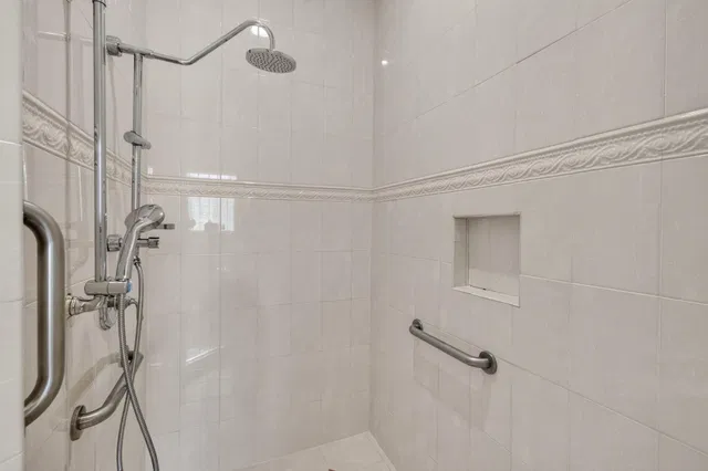 Residence photo 44