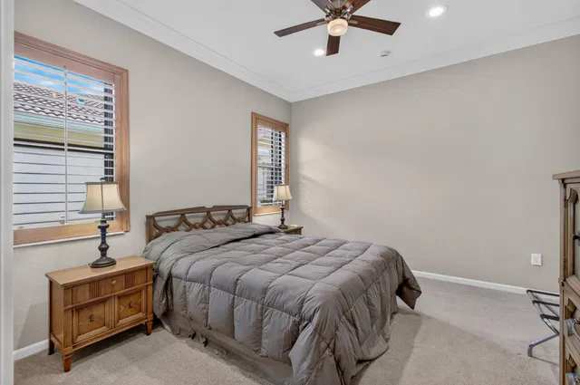 Residence photo 50