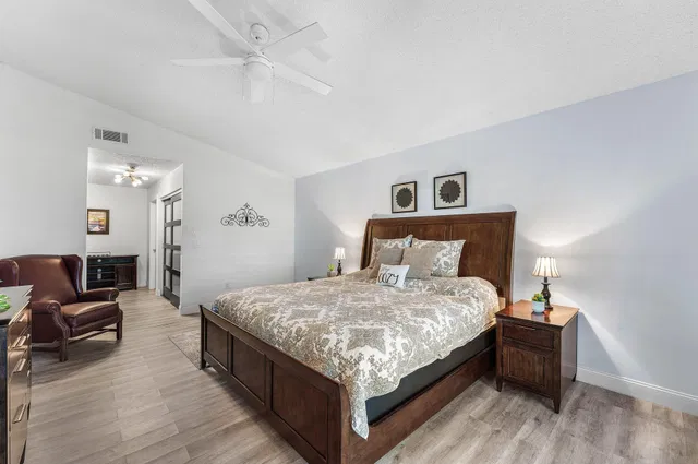  Residence photo 13