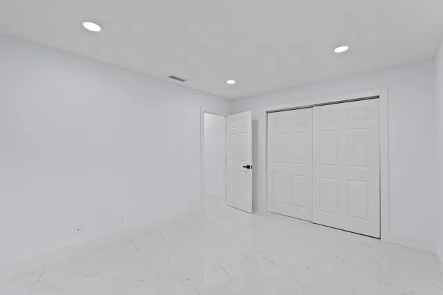  Residence photo 17