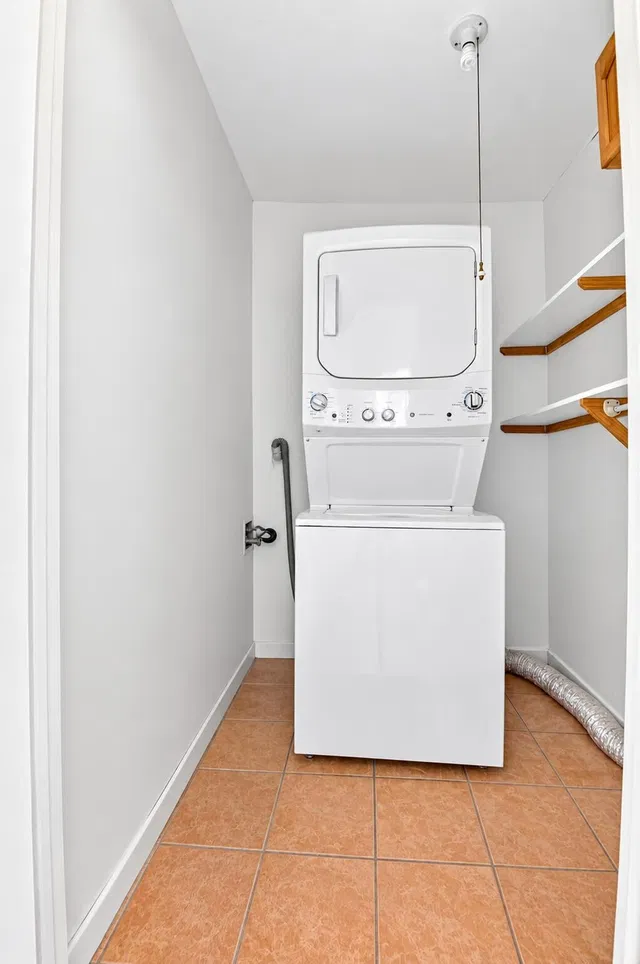  Residence photo 17
