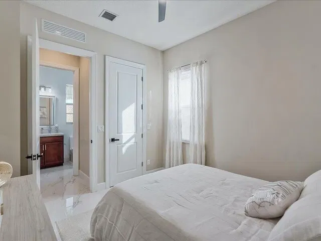  Residence photo 18