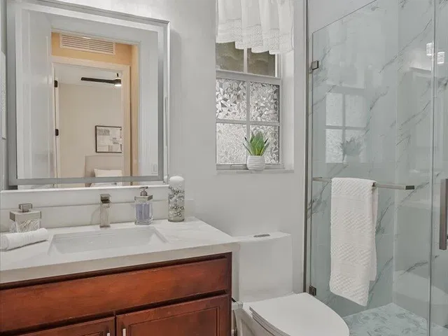  Residence photo 19