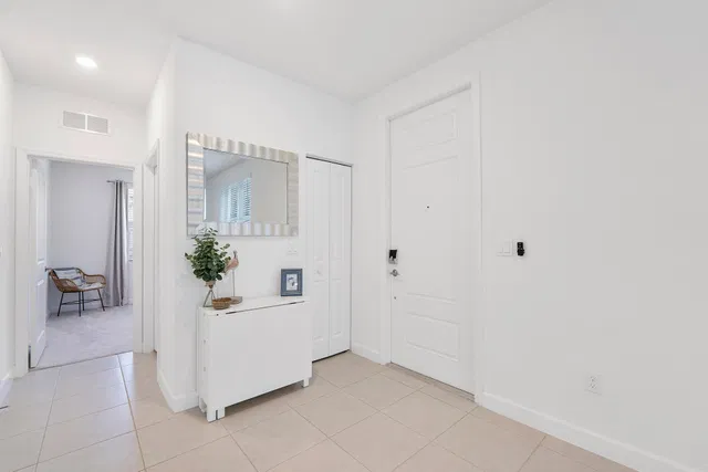 Residence photo 5
