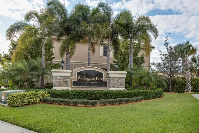 Residence photo 2