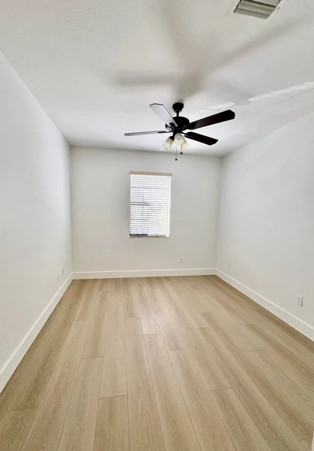 Residence photo 24