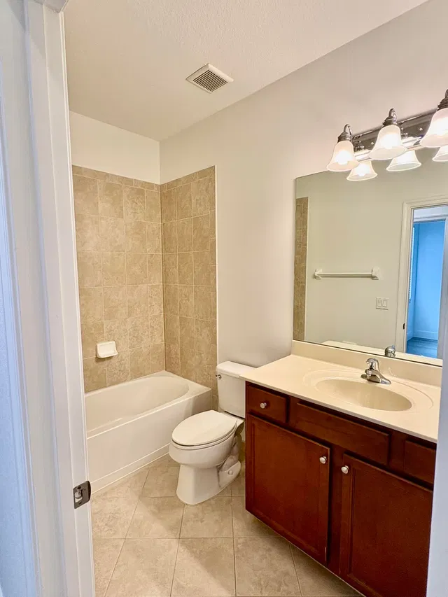 Residence photo 26