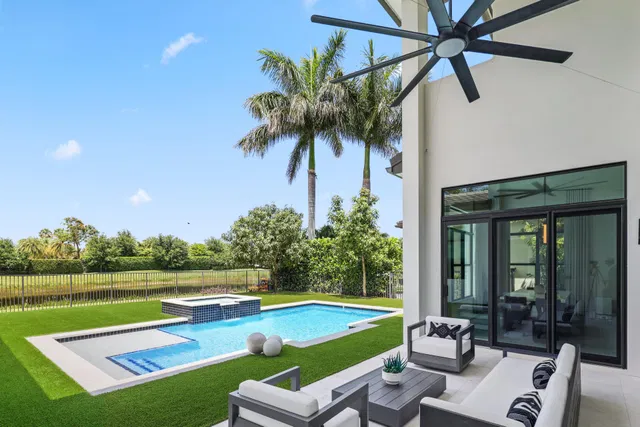 Boca Bridges Residence photo 23