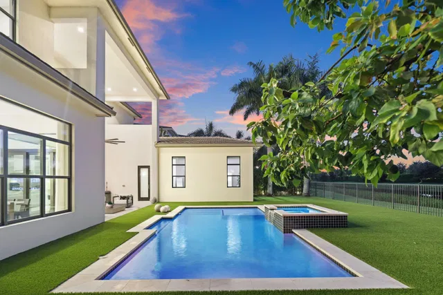 Boca Bridges Residence photo 24