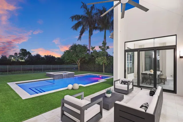 Boca Bridges Residence photo 25