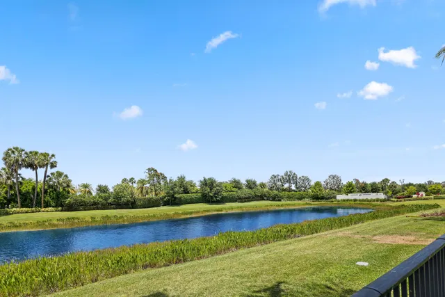Boca Bridges Residence photo 32