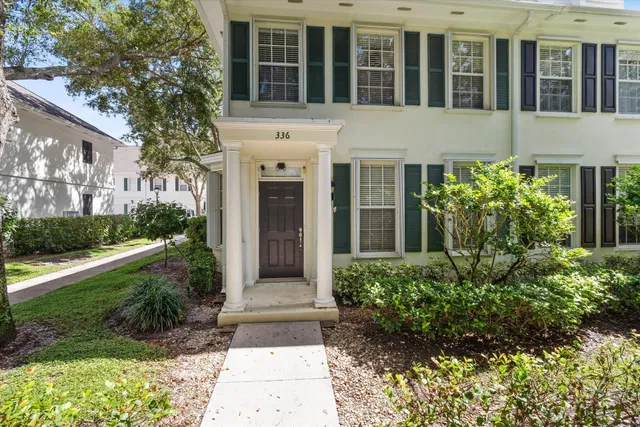 Residence photo 4