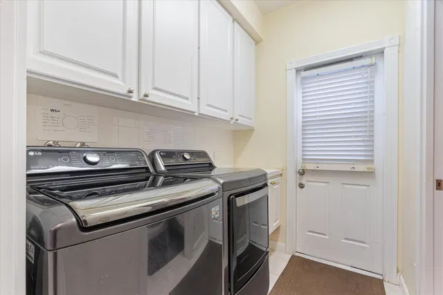 Residence photo 28