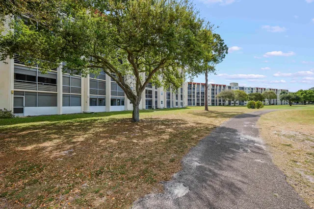  Unit 104 photo 19