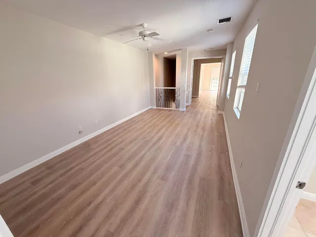  Residence photo 14