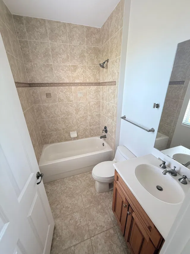  Residence photo 24