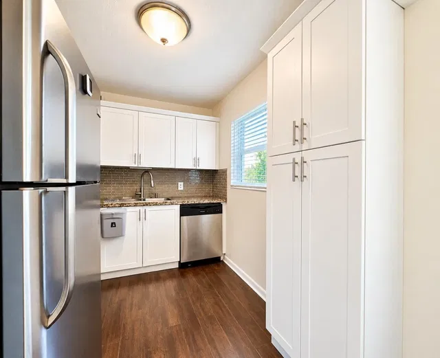  Residence photo 5